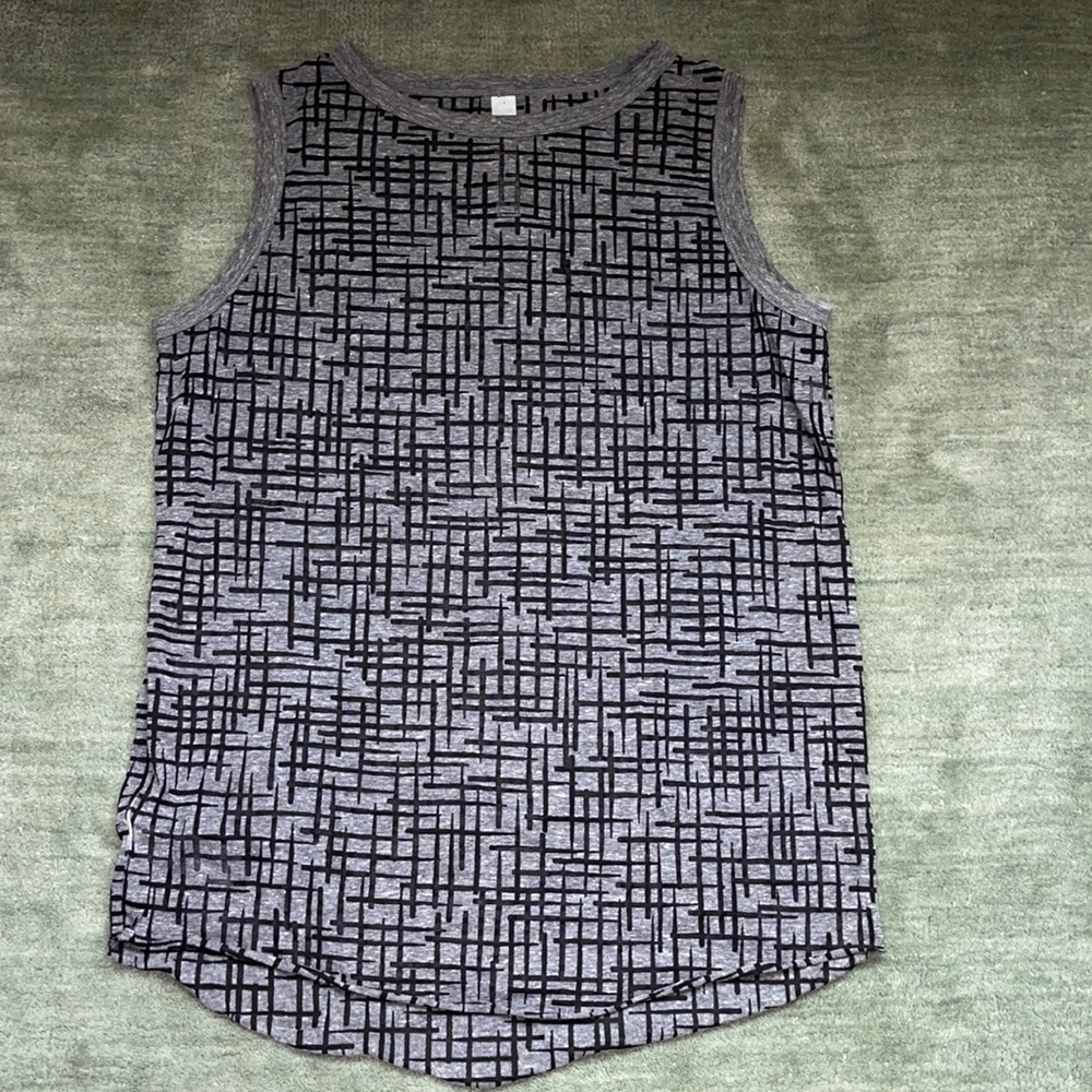 Lorna Jane Tank Top - Size Medium